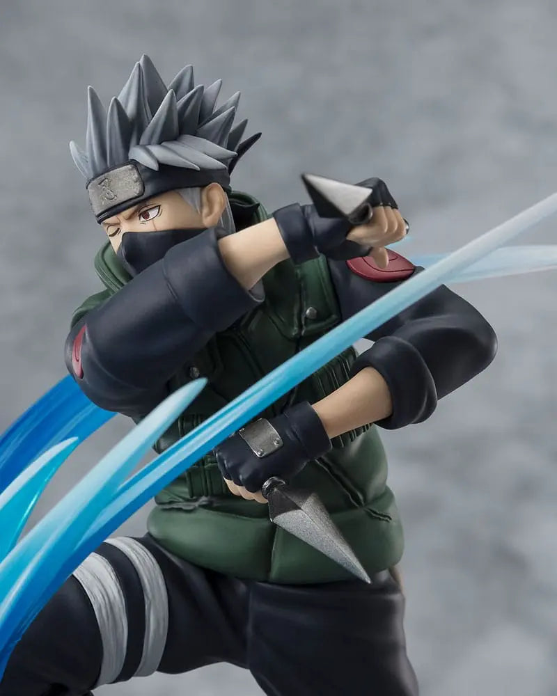 Kakashi Hatake From Naruto. Official Banpresto, High quality, Fast shipping, Front Profile Right